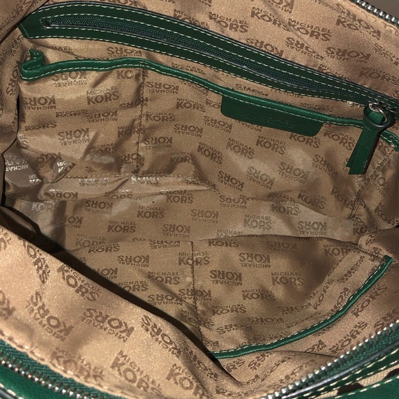 Michael Kors monogram bag (Authentic!) - Picture 4 of 6